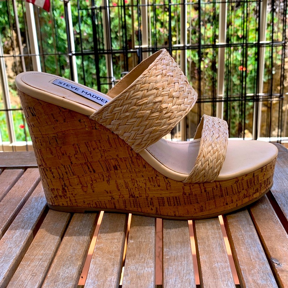 Steve Madden Wedges
